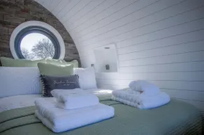 Bracken Burrows - 1 Bedroom Pod - New Hedges - Image 4
