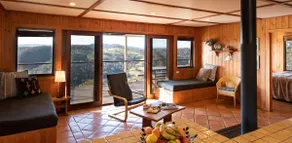 3 Bedroom, 1 Bathroom Mountain Log Cabin Cottage - Image 3