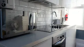 Ideal location- Studio flat in heart of the city - Image 2