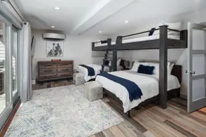 Best Location! Walkable|30 Min to GNP|5 Min Lake - Image 5