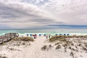 Sunny Destin Condo w/ Pool & Beach Access! - Image 3