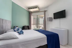 Beachfront | Heated Pool | Parking | Wi-Fi - Image 2