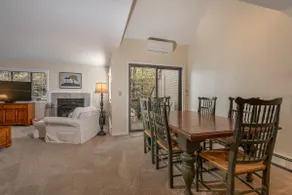 Condo moderne avec piscine communautaire, Newton Village - Image 4