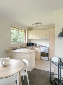 Cozy & Spacious Family Unit Mt Martha - Image 3