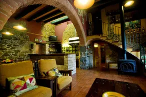 Country house with pool, ideal for families - Image 4