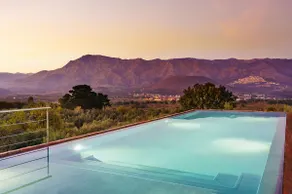 Etna Retreat - Image 3