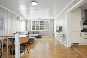 Central accommodation with 6 beds - Image 3