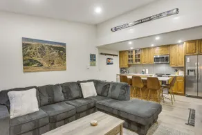 Cozy Avon Condo w/ Grill: Walk to Ski Shuttle - Image 4