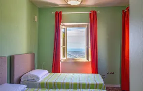 5 Bedroom Amazing Home In Fabbiano - Image 5