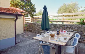 5 Bedroom Amazing Home In Fabbiano - Image 2