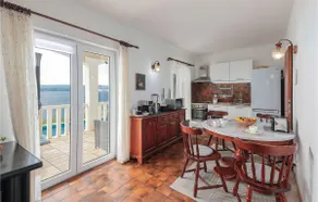Two-Bedroom Apartment In Lokva Rogoznica - Image 4