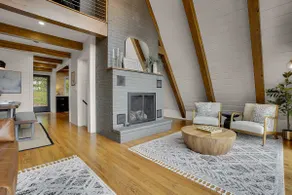 Luxury Mountain Chalet with Fireplace & Hot Tub - Image 5