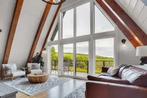Luxury Mountain Chalet with Fireplace & Hot Tub - Image 3