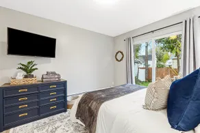 Quiet & Cozy End Unit Near Downtown Mount Clemens - Image 4