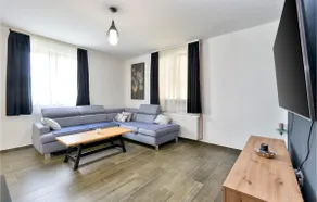 Stunning Home In Desni Stefanki - Image 2