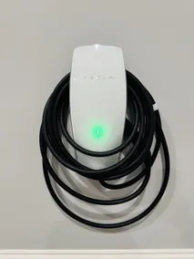 Luxury Medical District Home, EV Charger, Gated #1 - Image 4