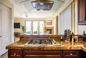 Sandy Feet Retreat, 4 bed home close to beach - Image 3
