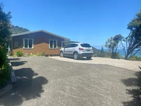 Vista do Mar - Piha Holiday Home - Image 3
