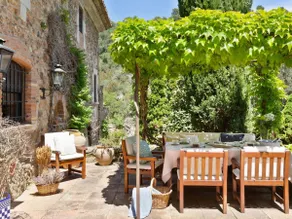 Masiá Moli de Can Burjats with pool and fireplace - Image 5