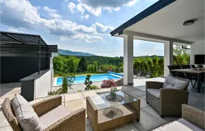 Lovely home in Stubicke Toplice with sauna - Image 2