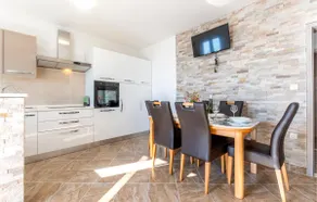 Lovely apartment in Suvi Potok, Jesenice, - Image 3