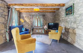 Gorgeous Home In Zarecje With Wifi - Image 4