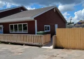 Trailway Hub Entire Property,5 bdrms,5 baths - Image 2