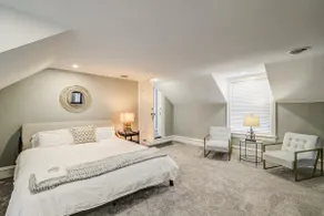 Modern Coast Retreat - pool & walk to the beach - Image 4