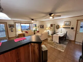 5 Mi to Downtown Morganton: Cabin on Horse Farm - Image 4