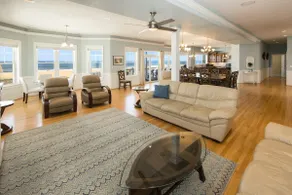 Oceanfront Oasis: Pool, Theater & Outdoor Bar! - Image 2