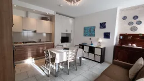 House in a beautiful residence with garden, swimming pool and parking spot - Larihome A07 - Image 2