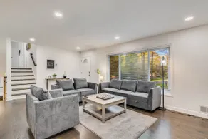 Spacious Decatur Home Sleeps 12, Work-Ready - Image 2