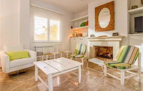 Awesome Home In Alacant With Wifi - Image 3