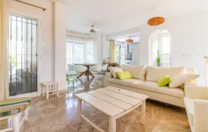 Awesome Home In Alacant With Wifi - Image 2