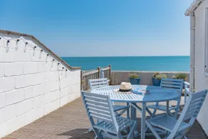 Wave Cottage - Beachfront -special long stay rate - Image 2