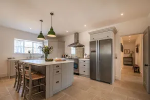 Dog friendly holiday home with superb garden and rural location - Ridge Barn - Image 3