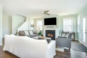 Beachside Bliss: Firepit, Deck & Fireplace - Image 5