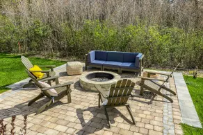 Beachside Bliss: Firepit, Deck & Fireplace - Image 4