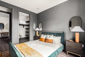 The Sobro Suite - 6 Beds & 6 blocks to Broadway - Image 3