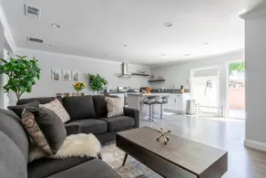 Modern Cozy Getaway - Image 5