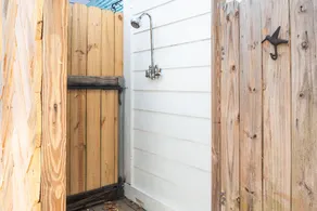 Charming Beach Cottage, private beach access, bunk room and amazing yard! - Image 3