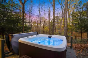 Chicory Cliffs | Hocking Hills, Views, Hot Tub - Image 2