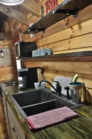 Hokie Hideout-Cabin at Billy Goat Mountain Village - Image 5