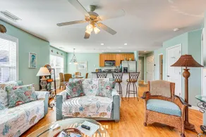 Marina & Beach Club Access: Condo in Southport - Image 5