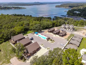 4BD Lodge at Table Rock Lake - Near Marina - Pool - FREE TICKETS INCLUDED - BBH - Image 2