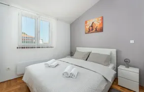 Apartment MIA - Image 2