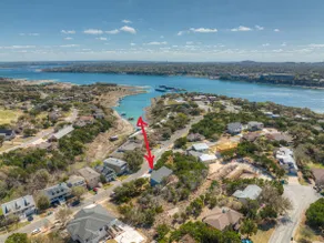 Stunning Lake Home with Pool-Beach-Gym-Boat Access - Image 5