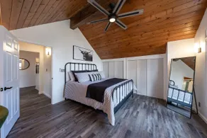 Creekside Cabin *Pup-Friendly with AC* - Image 2