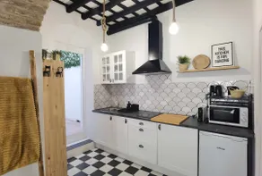 Apartamentos de Teresa, Apartment with double bed. - Image 3