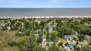 Pet-Friendly Guesthouse, Walk to Beach - Image 2